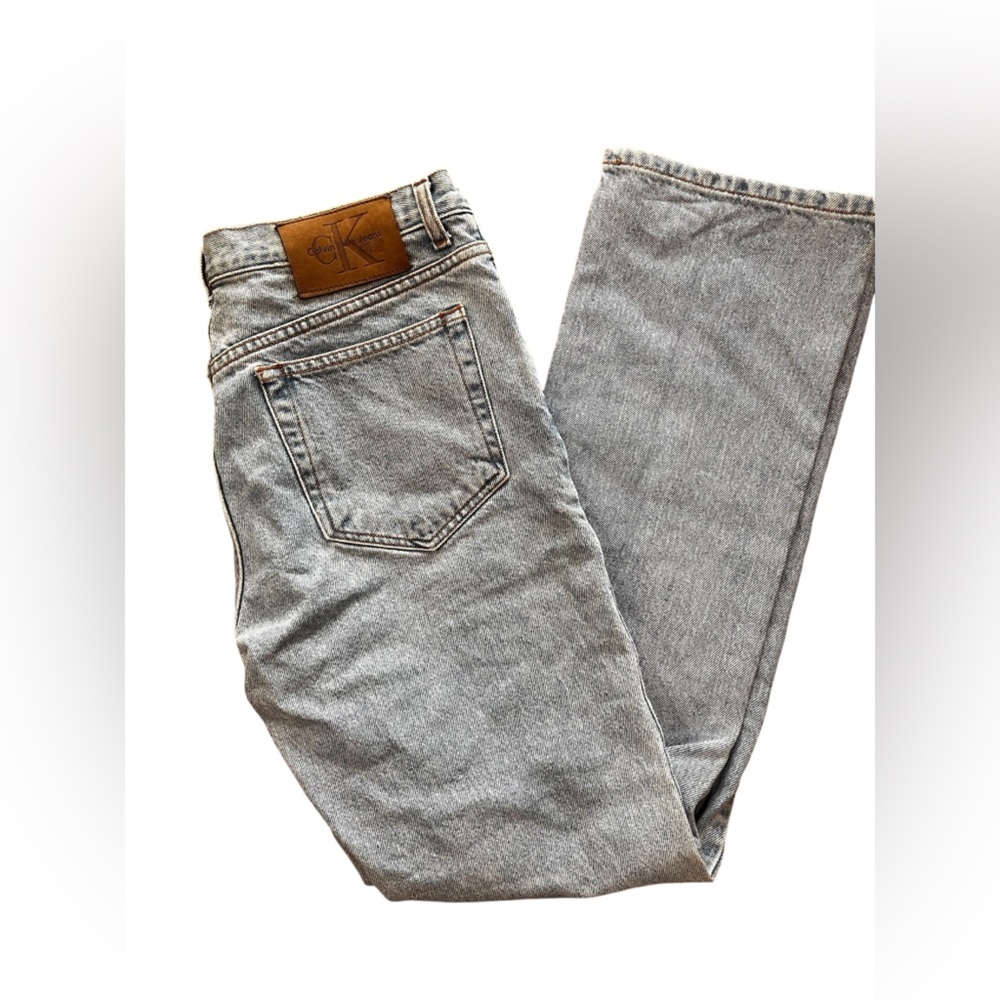Vintage Calvin Klein bootleg enzyme wash denim mom jeans.
